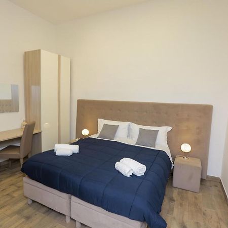 Plateia Apartment Napels Buitenkant foto