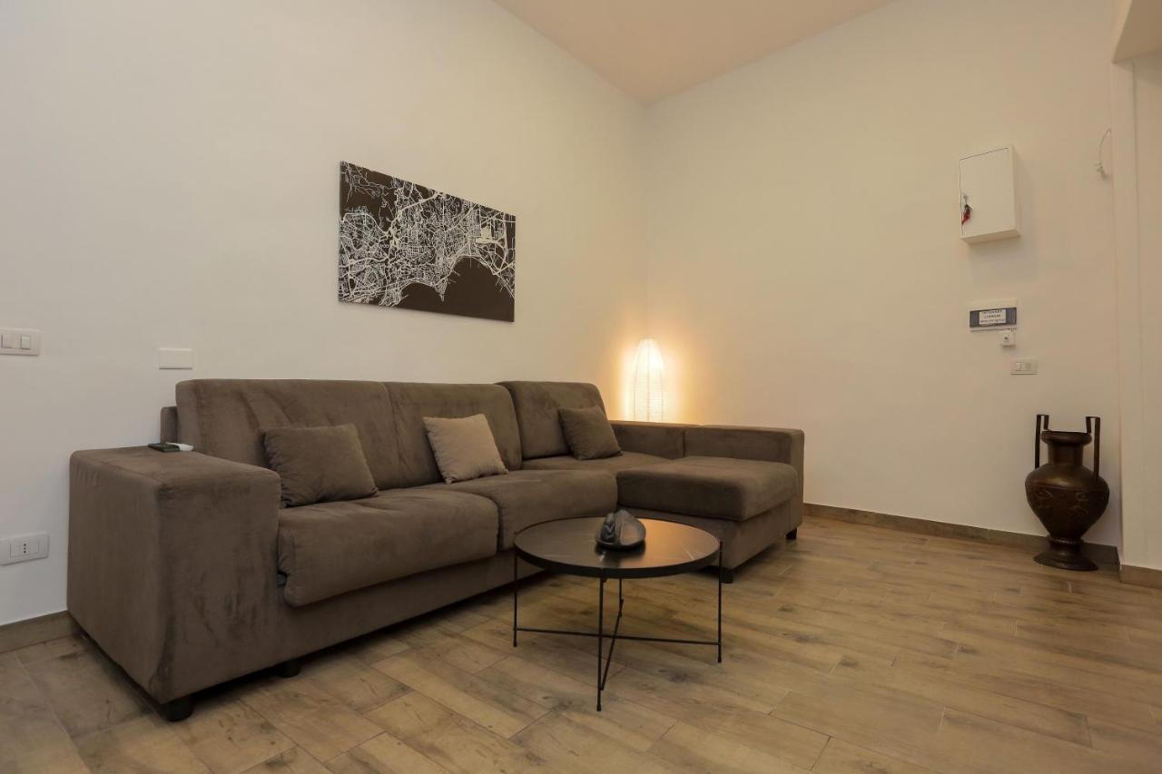 Plateia Apartment Napels Buitenkant foto
