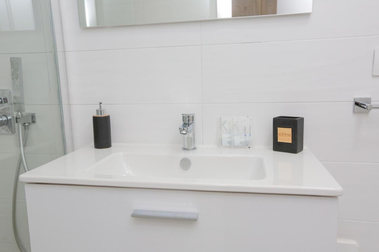 Plateia Apartment Napels Buitenkant foto