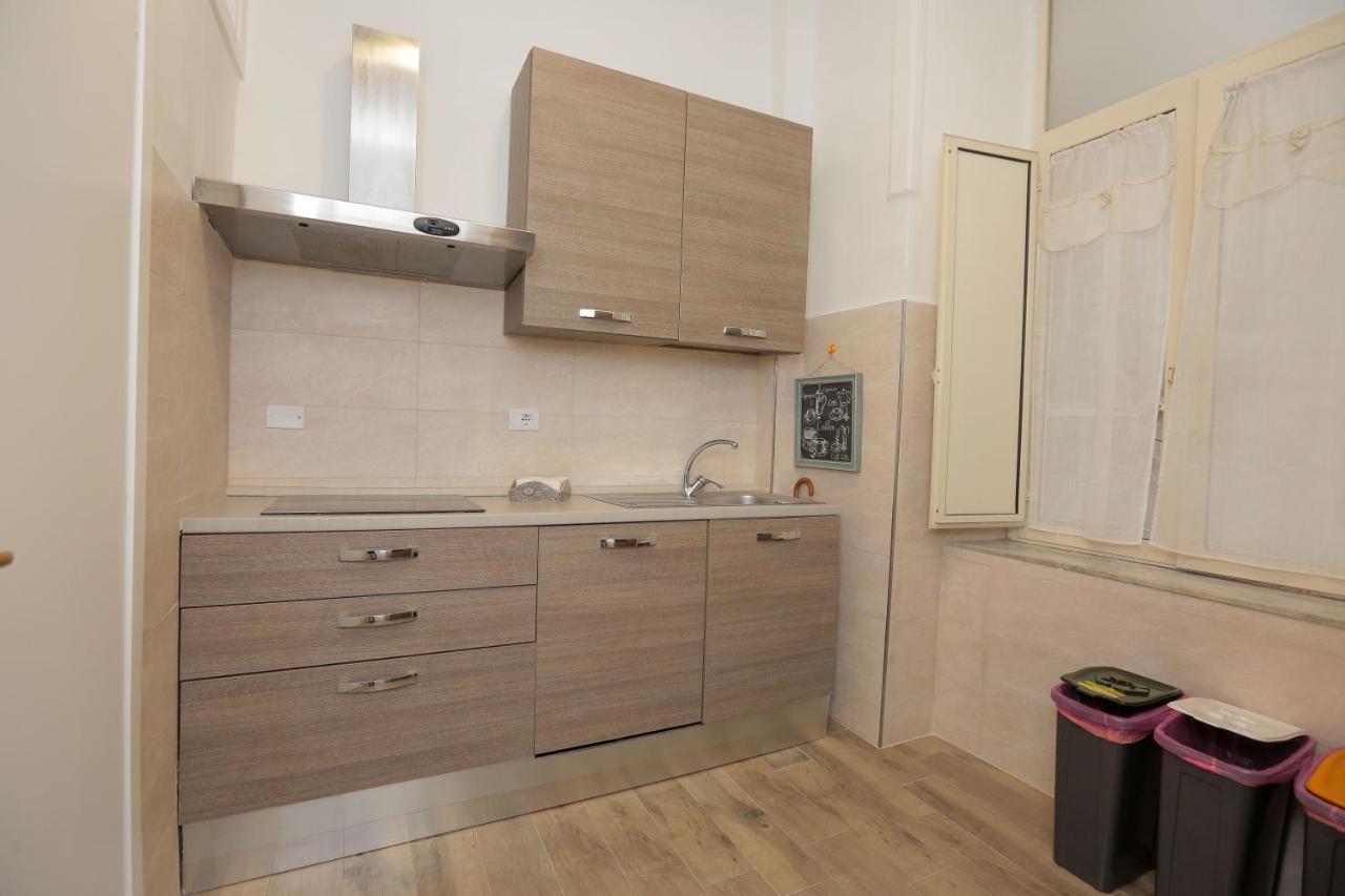 Plateia Apartment Napels Buitenkant foto