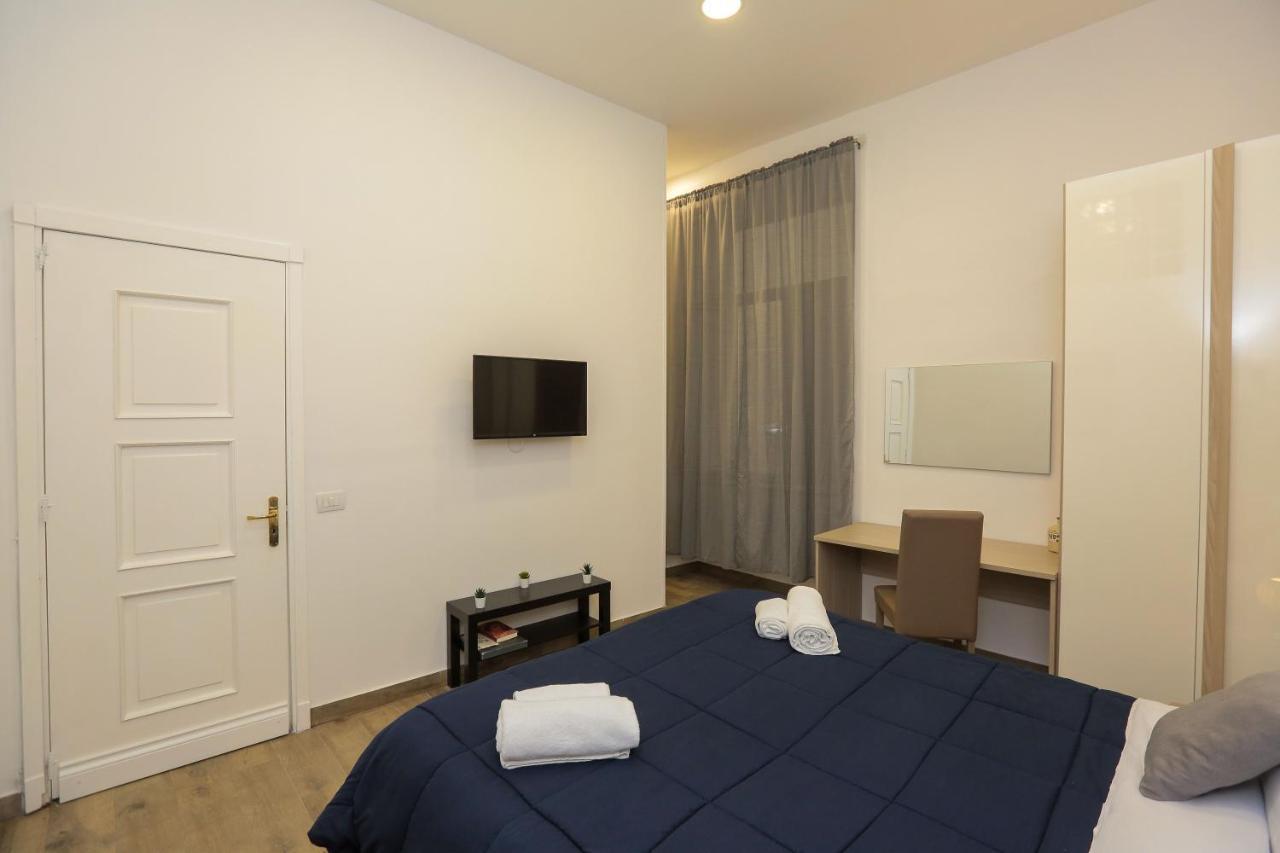Plateia Apartment Napels Buitenkant foto